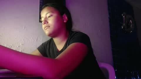 hadesmit1 online show from May 27, 12:13 pm