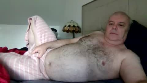 Snapshot of haggisstop chatting on October 5, 11:51 am haggisstop online show from October 5, 11:51 am