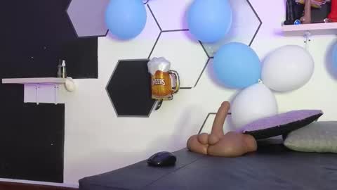 haileycat_ online show from October 2, 2:54 am