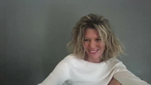 Hailey online show from March 21, 7:40 pm