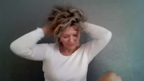 Hailey online show from March 11, 5:38 pm