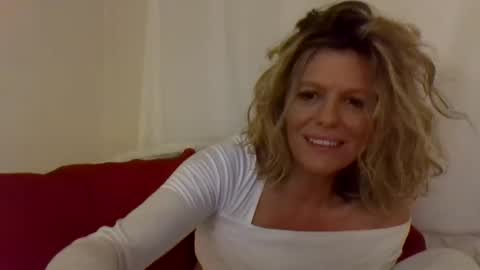 Hailey online show from February 22, 2:17 am