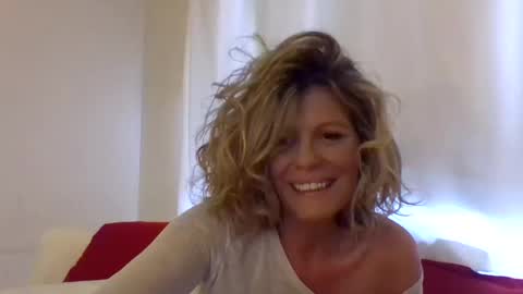 Hailey online show from January 19, 8:09 pm