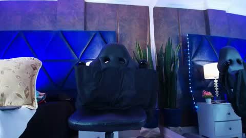 H A I R Y D I A M O N D online show from November 10, 12:08 pm