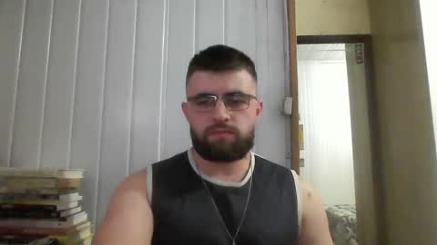 Snapshot of hairy_man_69_ chatting on December 29, 5:33 pm horny online show from December 29, 5:33 pm