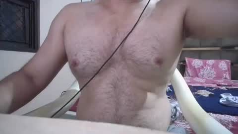 Snapshot of hairyguy1212 chatting on October 17, 7:51 pm Hairyguy121 online show from October 17, 7:51 pm