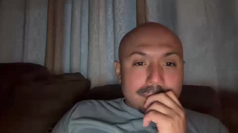 Snapshot of hairyman30000 chatting on October 19, 1:10 am hairyman30000 online show from October 19, 1:10 am