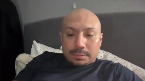 Snapshot of hairyman30000 chatting on February 17, 7:26 am hairyman30000 online show from February 17, 7:26 am