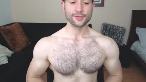 Snapshot of hairyncuteass chatting on February 23, 3:40 pm hairyncuteass online show from February 23, 3:40 pm
