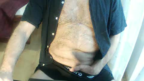 Snapshot of halfage chatting on December 4, 8:28 am other side of love online show from December 4, 8:28 am