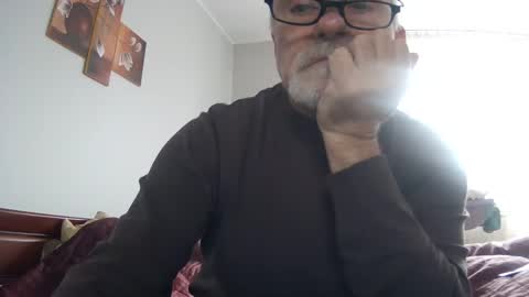 Snapshot of halfage chatting on December 3, 12:02 pm other side of love online show from December 3, 12:02 pm