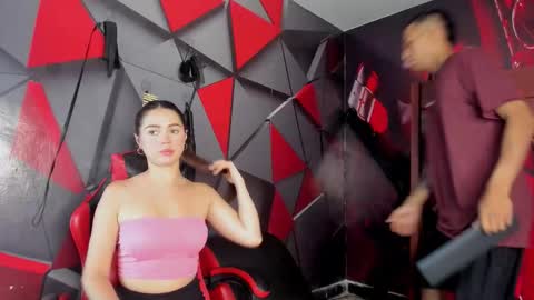 Hana and Zeta online show from October 14, 12:41 pm