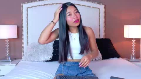 Hanna online show from June 18, 1:05 pm