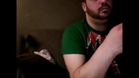 Handsomedaddy198923 online show from March 18, 6:52 am