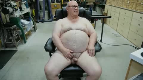 Handyman Chub online show from April 1, 8:04 am