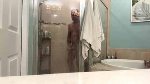 hangit0ut online show from October 23, 11:12 am