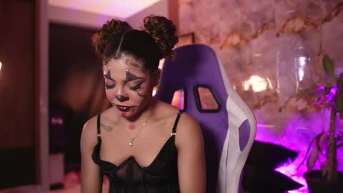 HANNA  online show from October 29, 11:27 pm