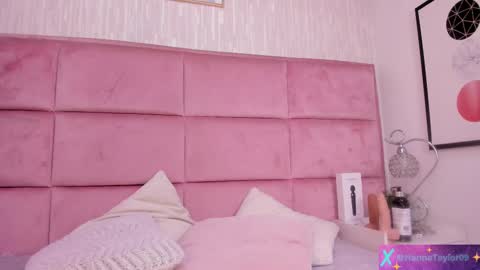  Hanna  online show from October 10, 4:07 am