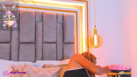 Eliana online show from November 7, 11:40 pm