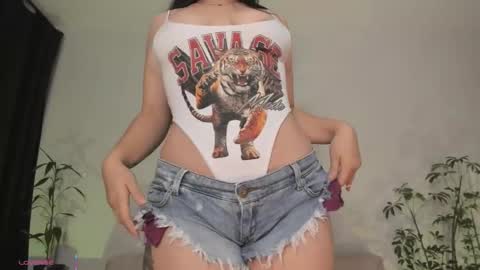 Hannah online show from January 12, 12:28 am