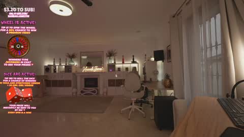 Hannah James online show from October 28, 3:24 pm