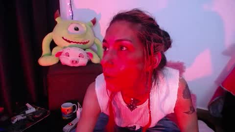 hannaqueen23 online show from December 22, 6:09 am