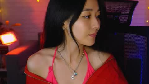 hannarosie online show from November 18, 9:29 pm