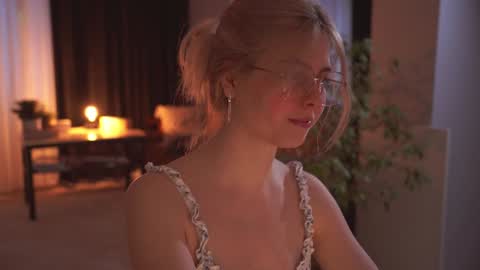 Hanna online show from January 19, 5:05 am