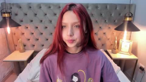 Snapshot of hanniesmile chatting on March 3, 2:39 pm Hanni online show from March 3, 2:39 pm