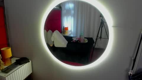 Hanny  online show from May 2, 11:49 am