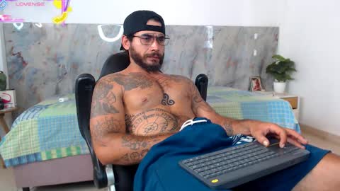 hanz_col online show from May 19, 4:36 pm