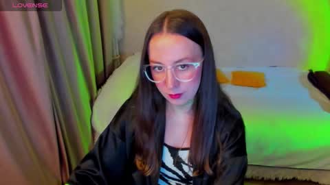 Stephanie online show from February 22, 7:16 pm