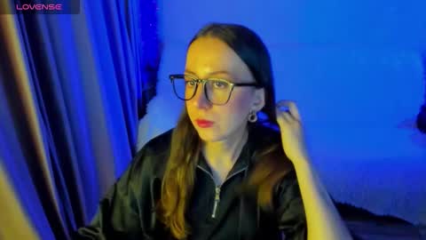 Stephanie online show from January 5, 5:27 pm