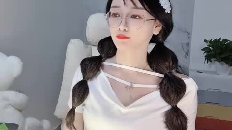 Daisy online show from February 26, 2:05 pm