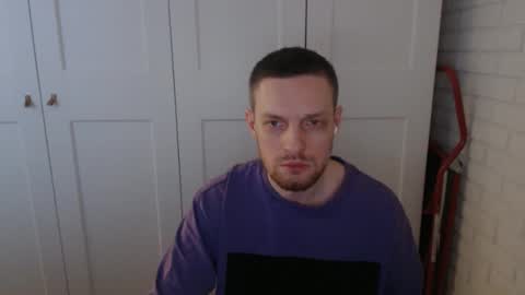 happyvelvetpaw online show from January 19, 5:50 am