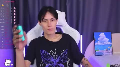 Mark online show from November 17, 11:24 am