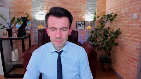 Snapshot of hard_and_juici chatting on March 7, 1:18 pm Steve online show from March 7, 1:18 pm