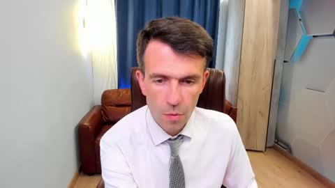 Snapshot of hard_and_juici chatting on September 15, 12:50 pm Steve online show from September 15, 12:50 pm