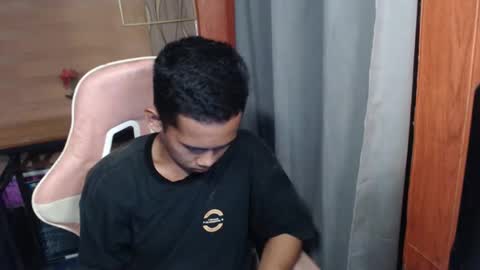 hard dickzhack online show from December 14, 12:44 pm