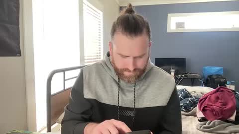 Snapshot of hard_irishman chatting on February 25, 5:19 pm Zach online show from February 25, 5:19 pm