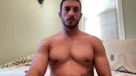 hard_runner_ online show from October 21, 2:43 pm