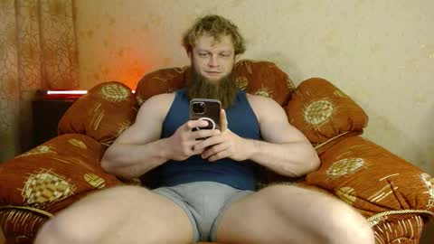 Snapshot of hardandripped chatting on September 28, 2:48 pm Valentino Hard online show from September 28, 2:48 pm