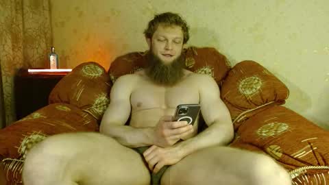 Snapshot of hardandripped chatting on September 30, 9:25 pm Valentino Hard online show from September 30, 9:25 pm