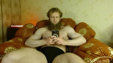 Snapshot of hardandripped chatting on October 16, 11:36 pm Valentino Hard online show from October 16, 11:36 pm