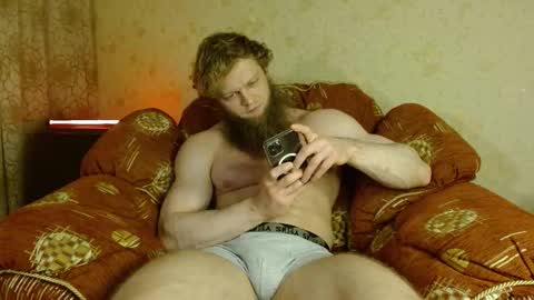 Snapshot of hardandripped chatting on October 12, 8:43 pm Valentino Hard online show from October 12, 8:43 pm