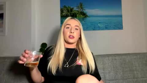 hardcoreslutxx online show from May 31, 11:28 pm