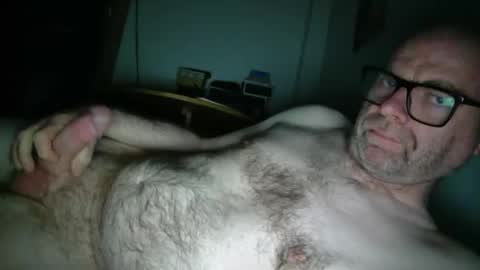 hardforhours_ online show from May 17, 11:14 pm