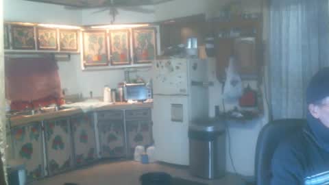 john nobles online show from December 6, 11:30 pm