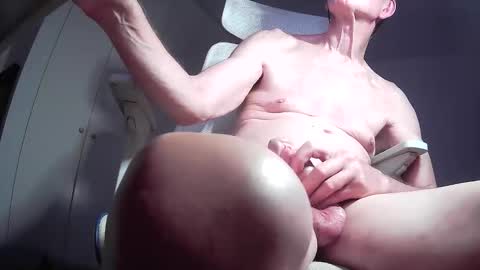 Snapshot of hardsex57 chatting on October 13, 8:22 pm Hardsex57 online show from October 13, 8:22 pm