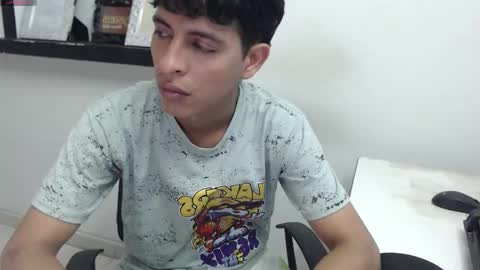 Snapshot of hardsexlove08 chatting on October 19, 10:58 pm Andres Dean online show from October 19, 10:58 pm